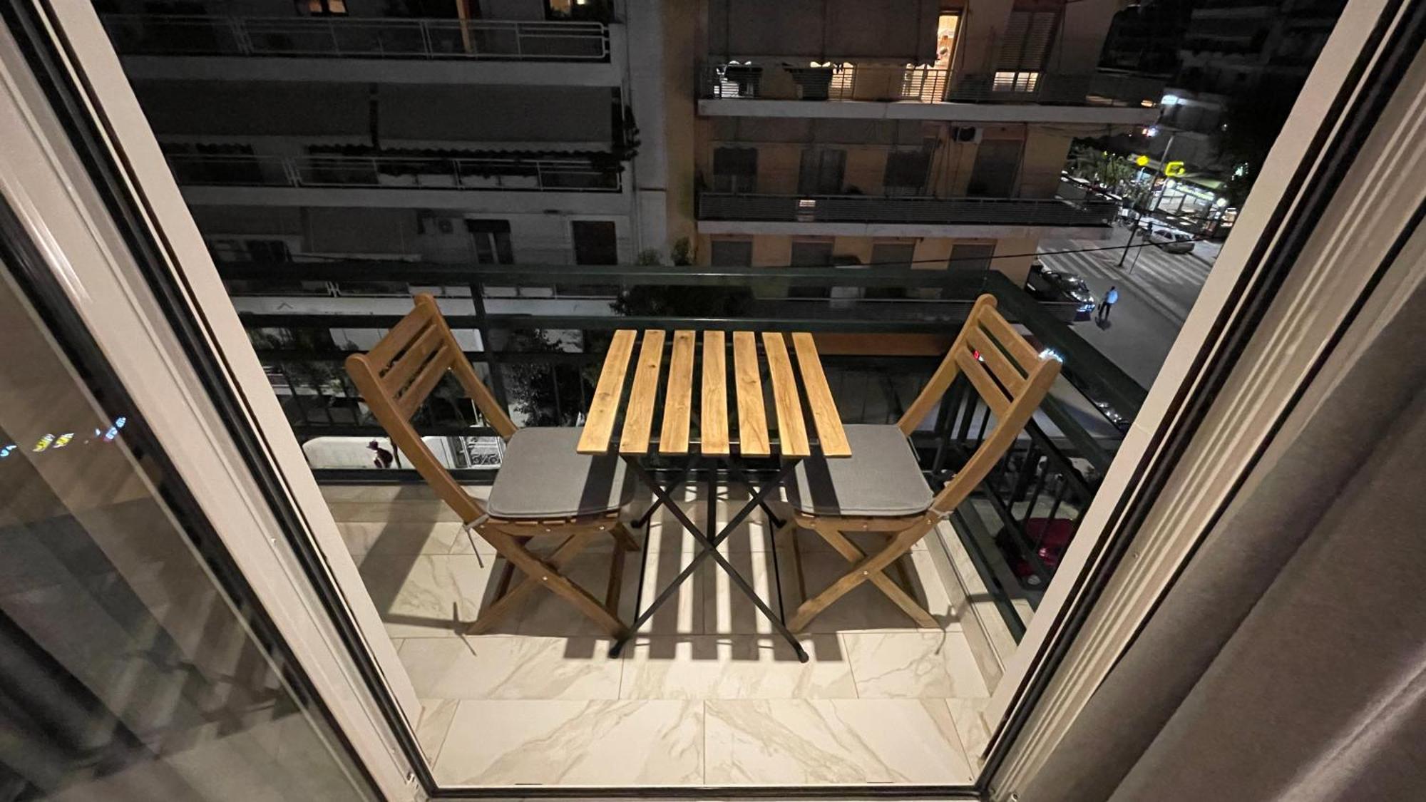 4 Newly Renovated Charming Apartments Steps From Panormou Metro Station Athén Kültér fotó