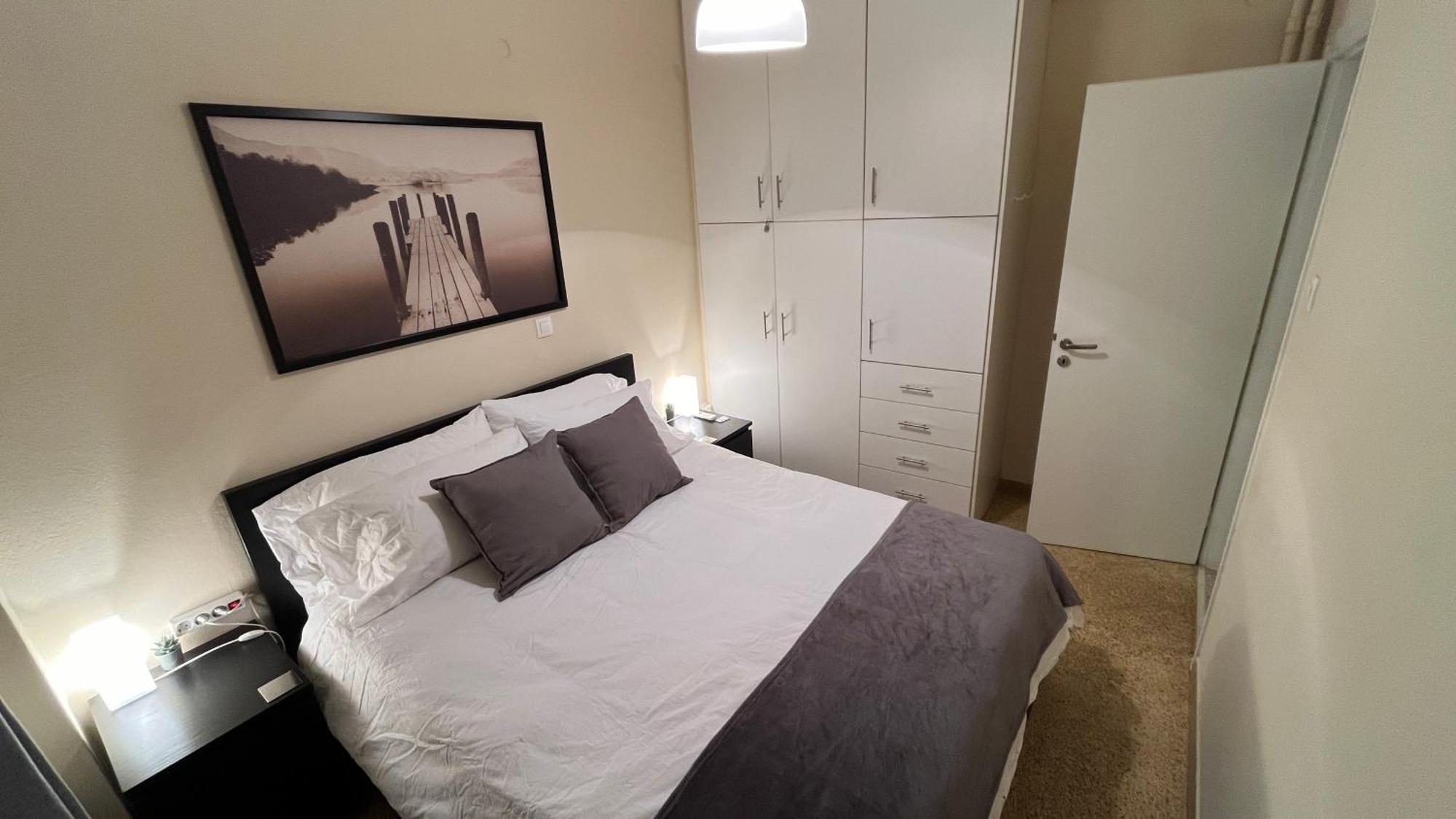 4 Newly Renovated Charming Apartments Steps From Panormou Metro Station Athén Szoba fotó