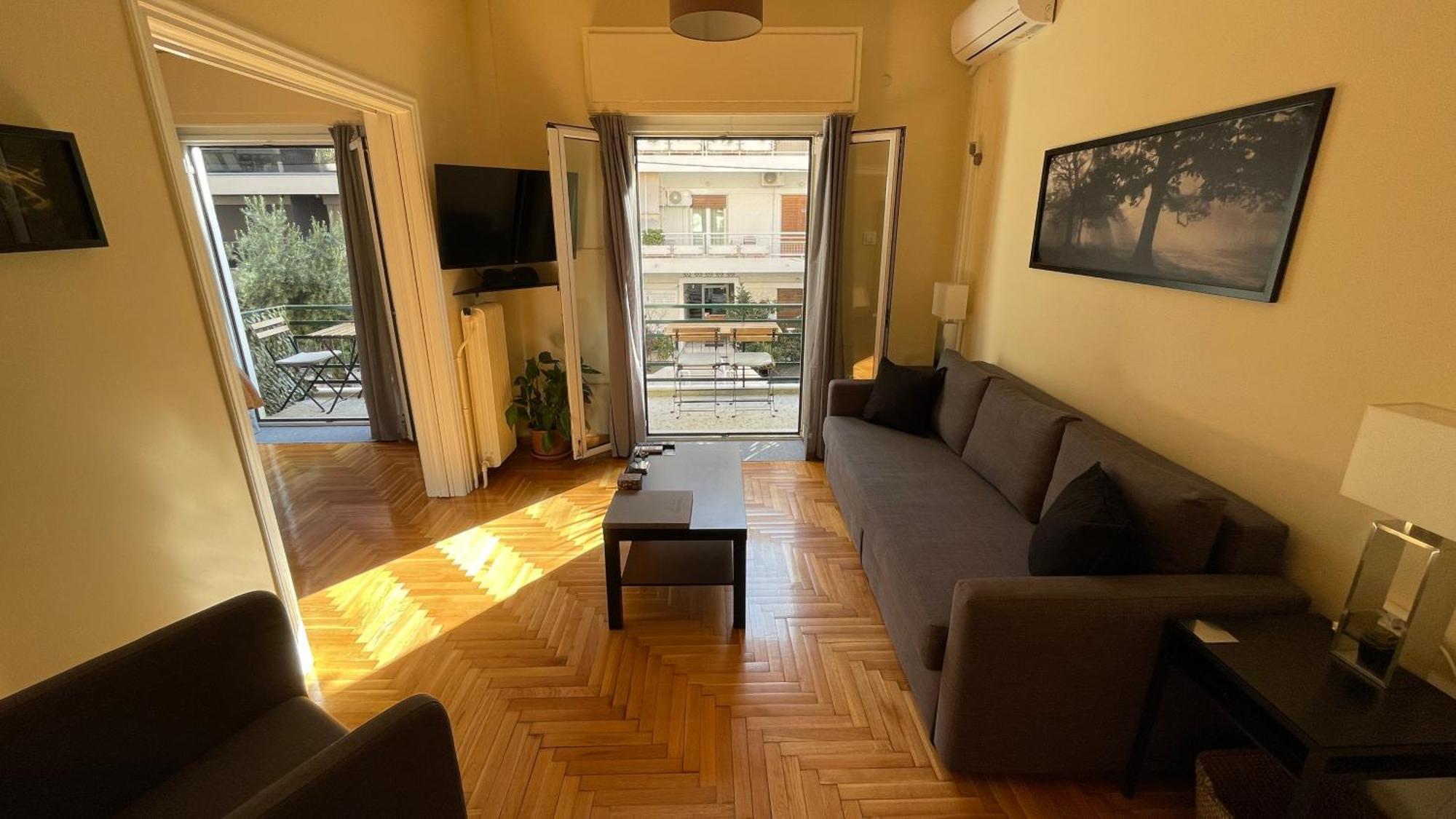 4 Newly Renovated Charming Apartments Steps From Panormou Metro Station Athén Szoba fotó