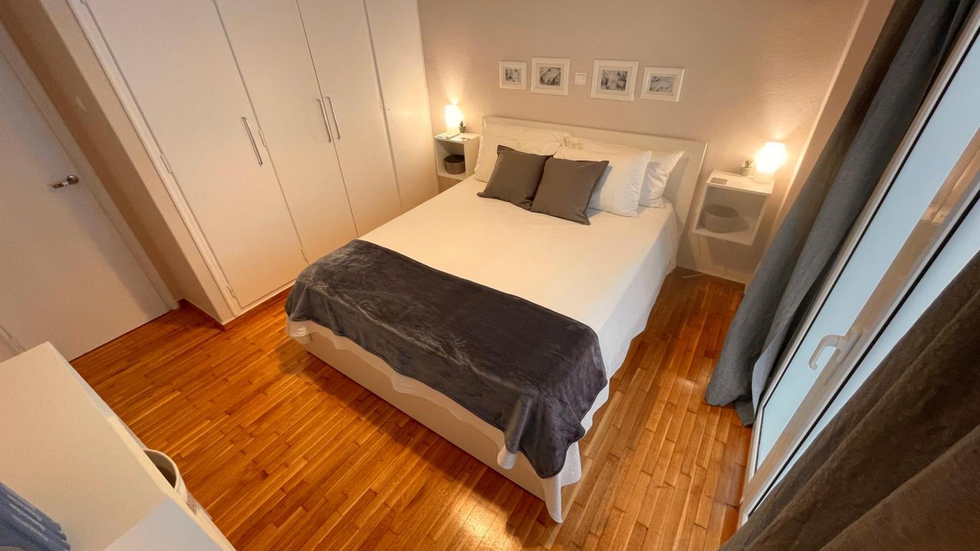 4 Newly Renovated Charming Apartments Steps From Panormou Metro Station Athén Szoba fotó