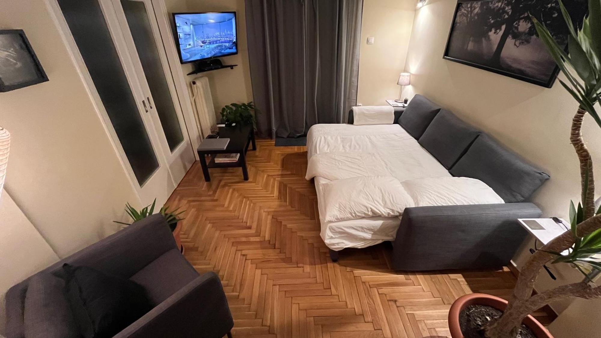 4 Newly Renovated Charming Apartments Steps From Panormou Metro Station Athén Szoba fotó